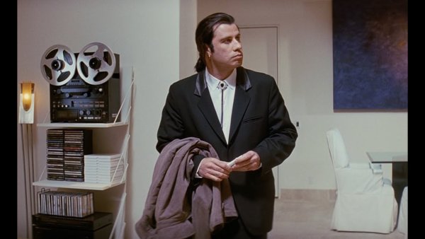 Растерянный Джон Траволта