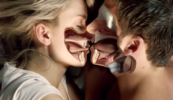 Поцелуй с языком