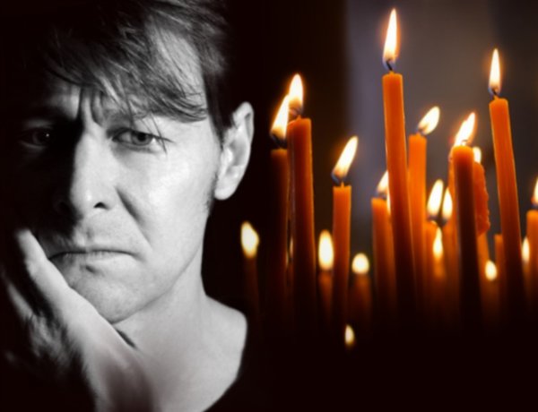 Чувак со свечкой