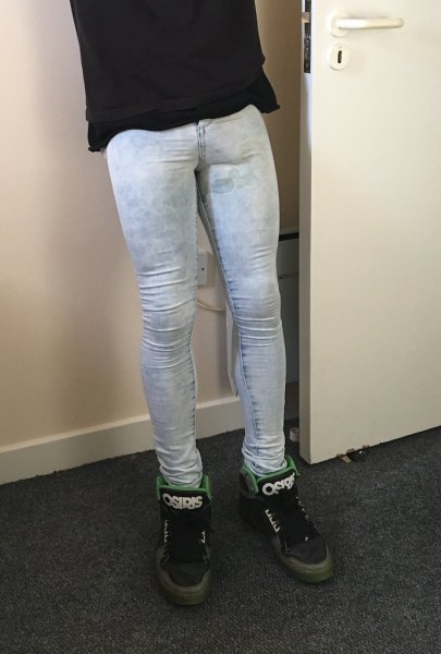 Обтягивающие джинсы для мужчин