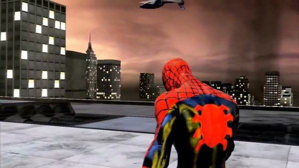 Грустный человек паук идет по крыше