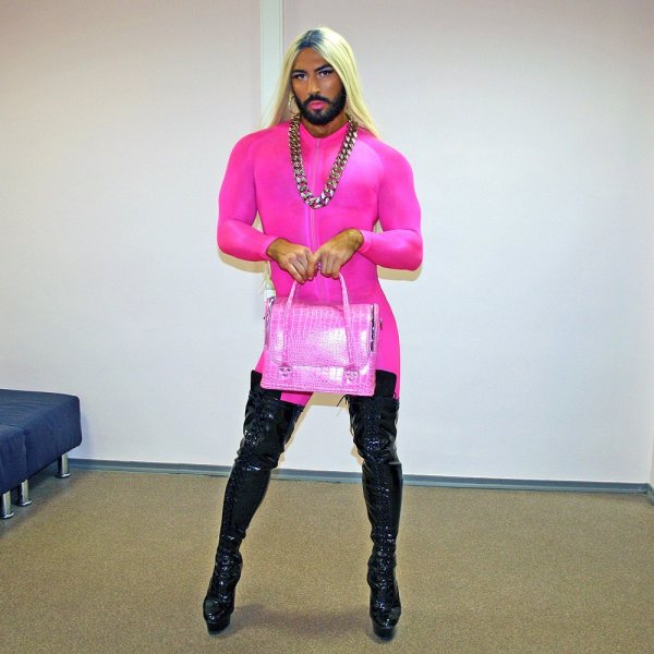 Павел петель Кончита Вурст