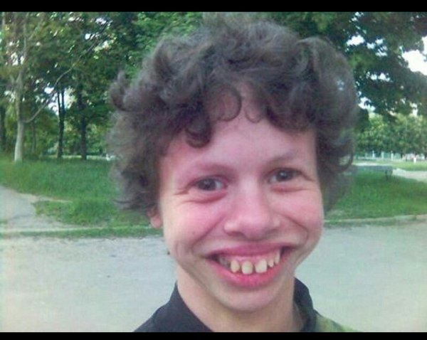 Про кудрявых парней