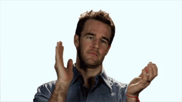 Люди аплодируют