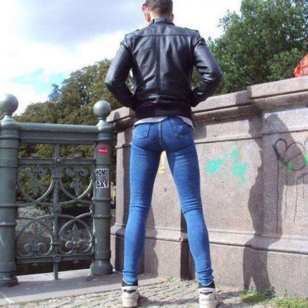 Обтягивающие джинсы для мужчин