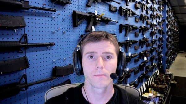 Тот самый тихий чел в классе