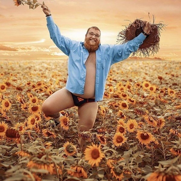 Мужик в поле