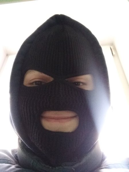 Школьник в Балаклаве