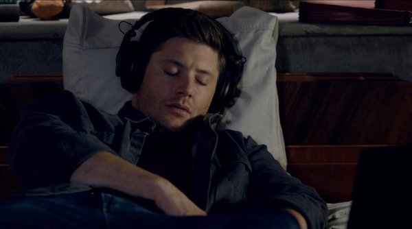 Спящий Дин Винчестер