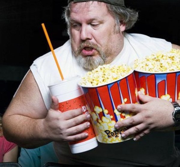Жирный с попкорном