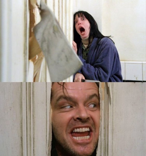 Мужик ломится в дверь с топором