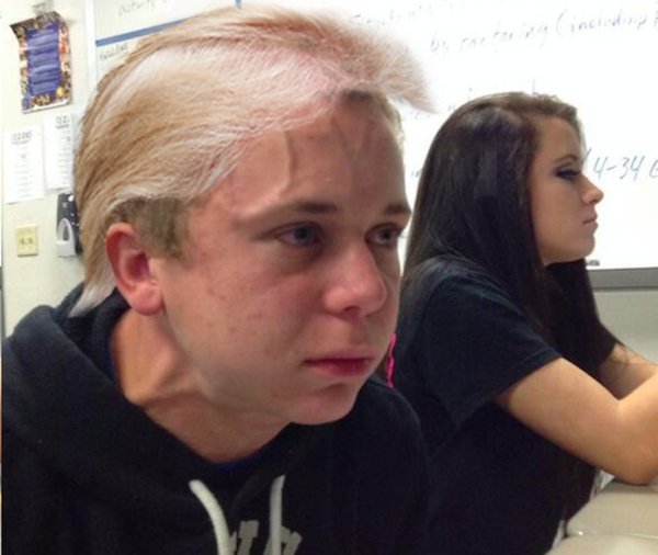 Чувак с напряженным лицом