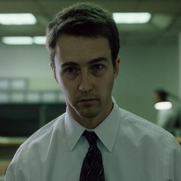 С уставшим человеком