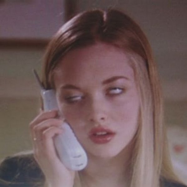 Аманда Сейфрид закатывает глаза