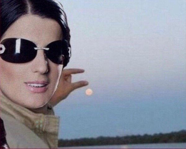 Диана Гурцкая слепая