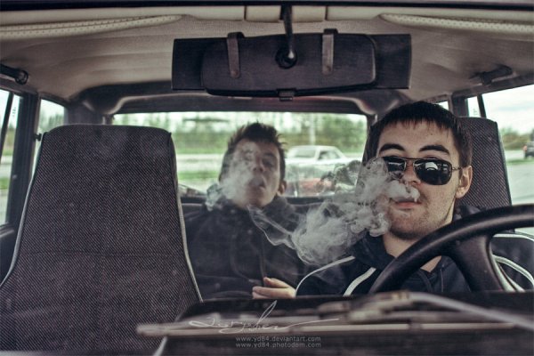 Два мужика в машине