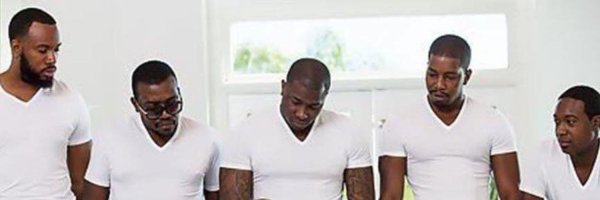 Негры и диван