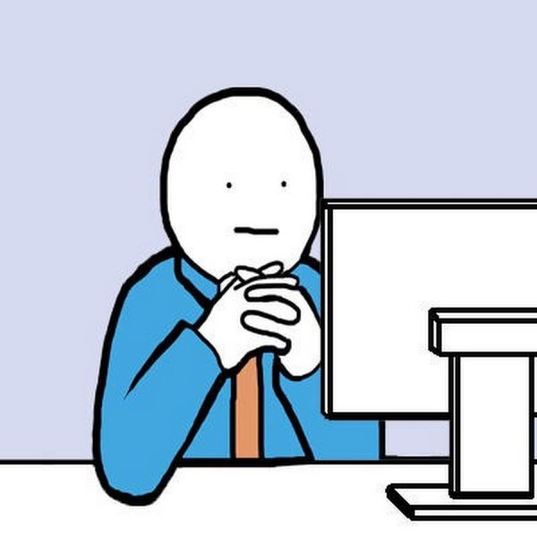 Мем сидит за компом