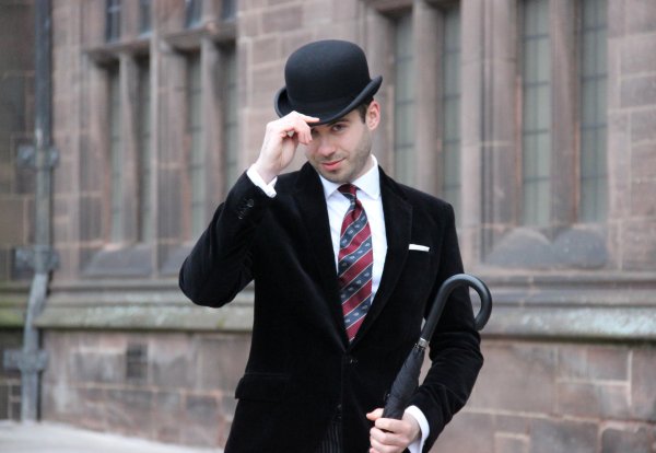 Элегантный мужчина