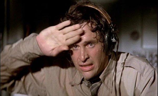 Вспотевший парень