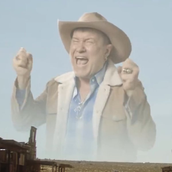 Дед в ковбойской шляпе