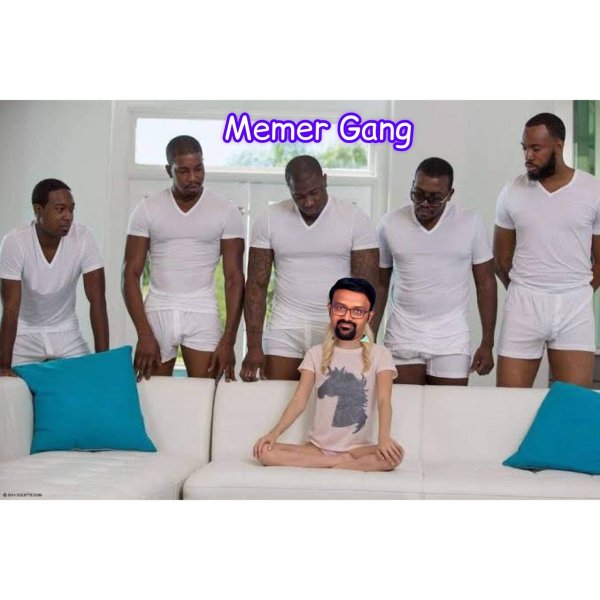 Девушка и пять парней