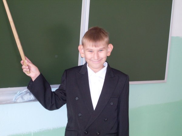 Рома Зуев Ушастый пацан