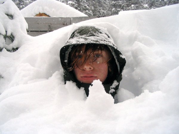 Людм в снегу