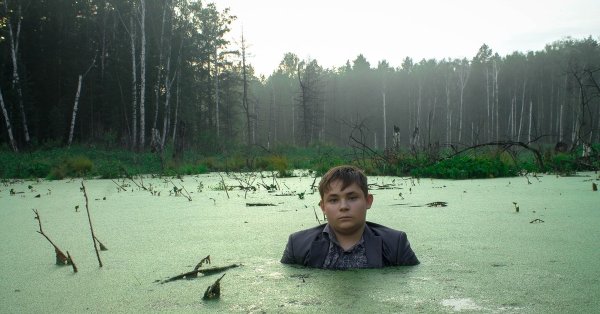 Игорь Назаров фотосессия в болоте