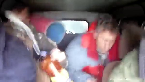 Парень на УАЗИКЕ