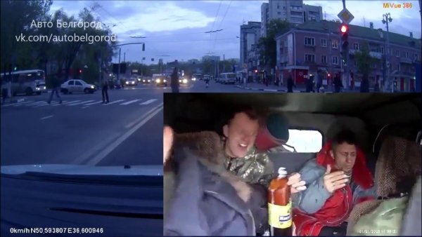 Мужики в УАЗИКЕ Мем