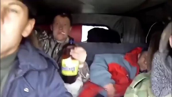 Мужики в УАЗИКЕ гифка