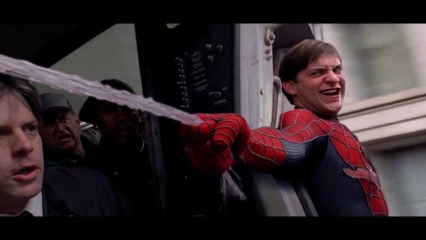 Питер Паркер Тоби Магуайр поезд