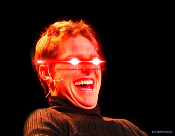 Мужик со светящимися глазами
