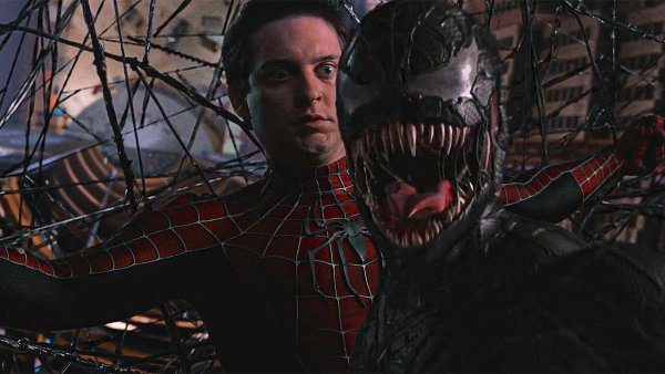 Человек-паук 3 враг в отражении Тоби Магуайр