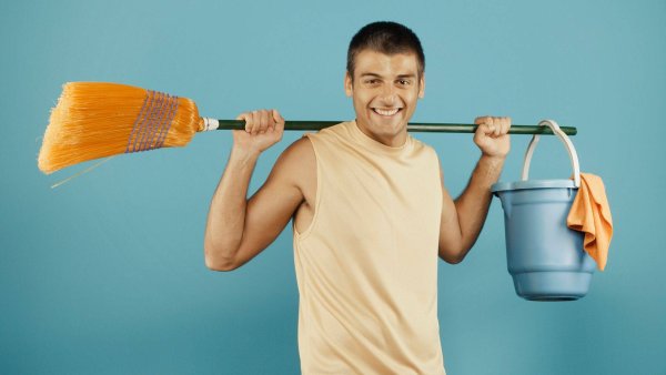 Парень домохозяин