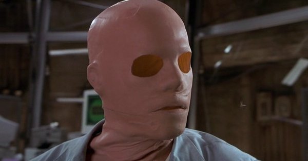 Невидимка 2000 Кевин Бейкон