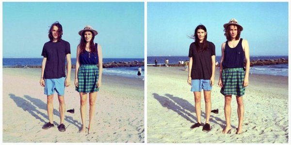 Пара поменялась одеждой