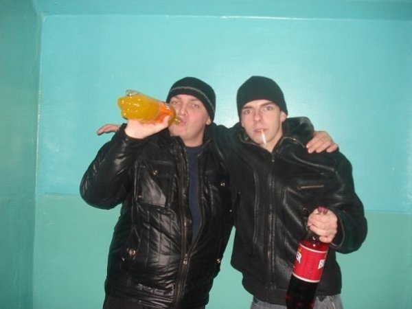 Двое гопников