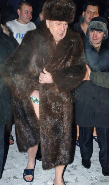 Мужик в шубе