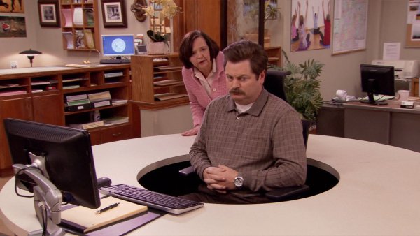 Рон Свонсон круглый стол