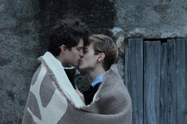 Поцелуй парней