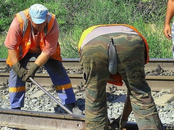 Порванные штаны смешное