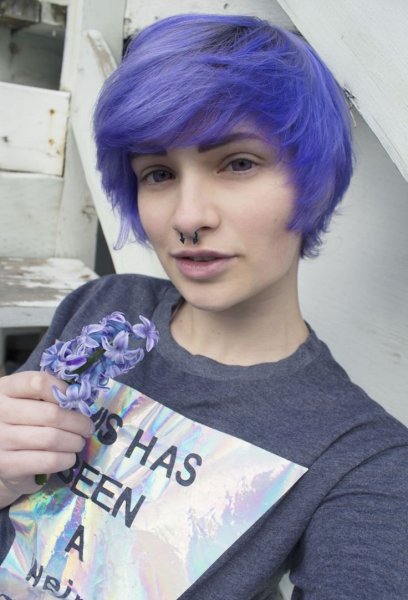 Сиреневые волосы у парней