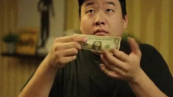 Китаец с долларами