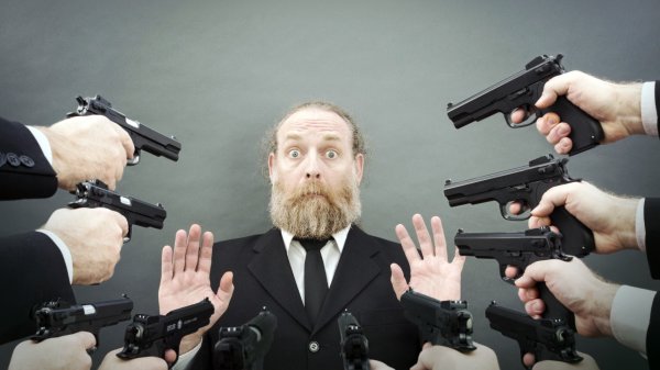 Человек с оружием в руках