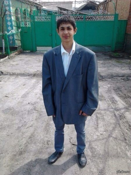 Смешные парни в пиджаках