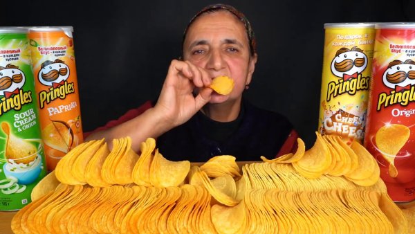 Много чипсов