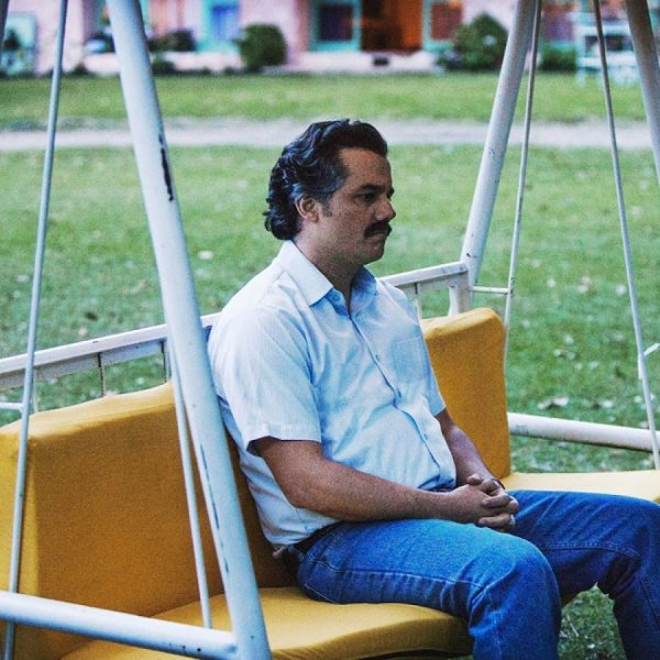 Пабло Эскобар ждет