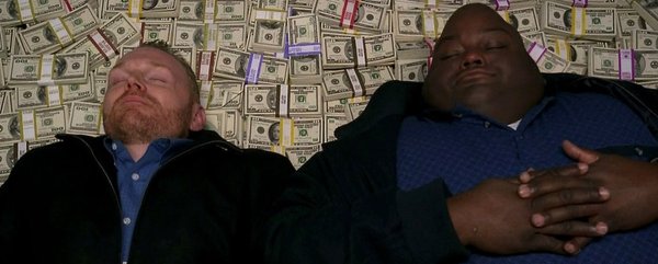 Лежат на деньгах